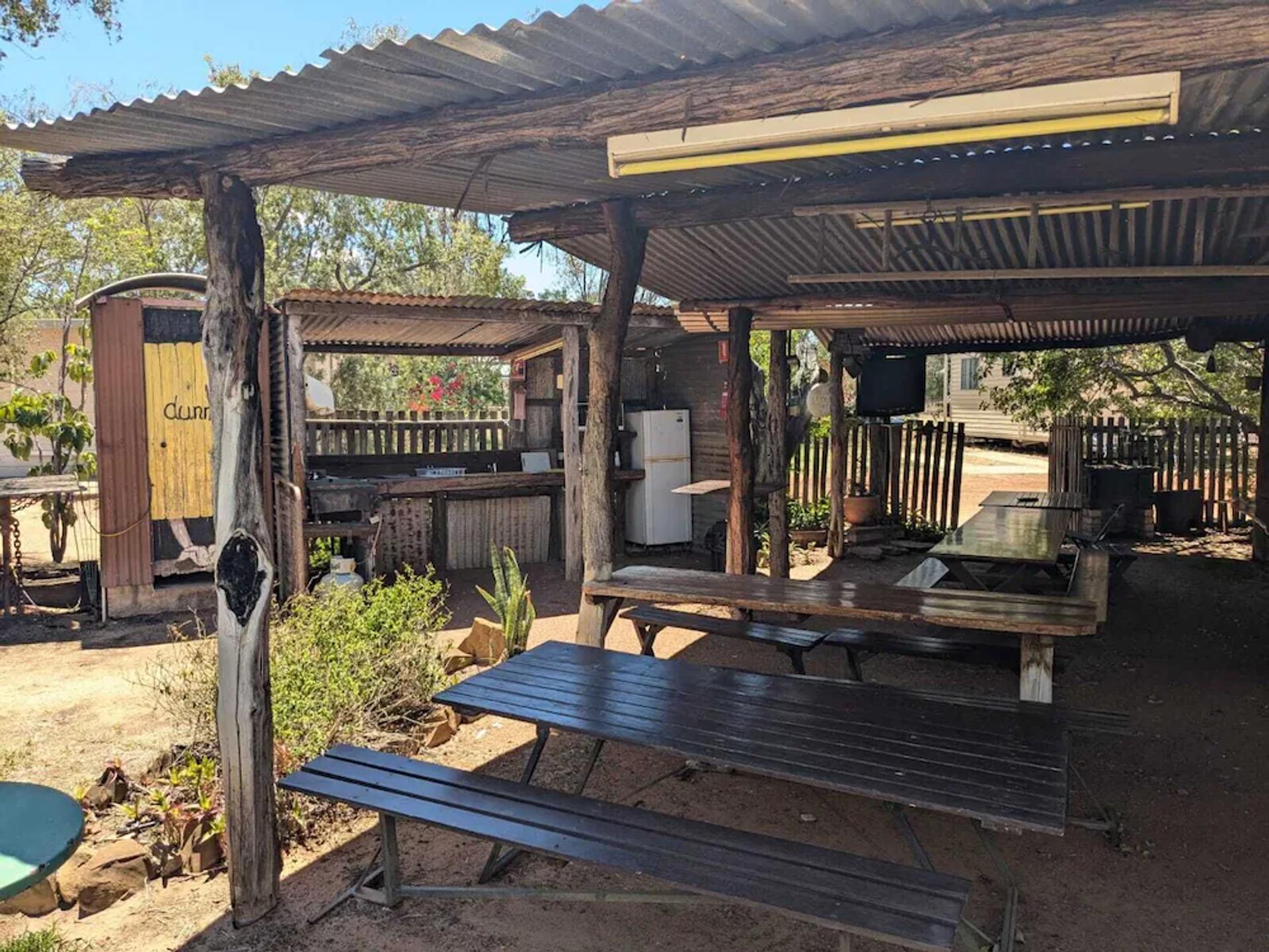 Blackall Caravan Park - 3