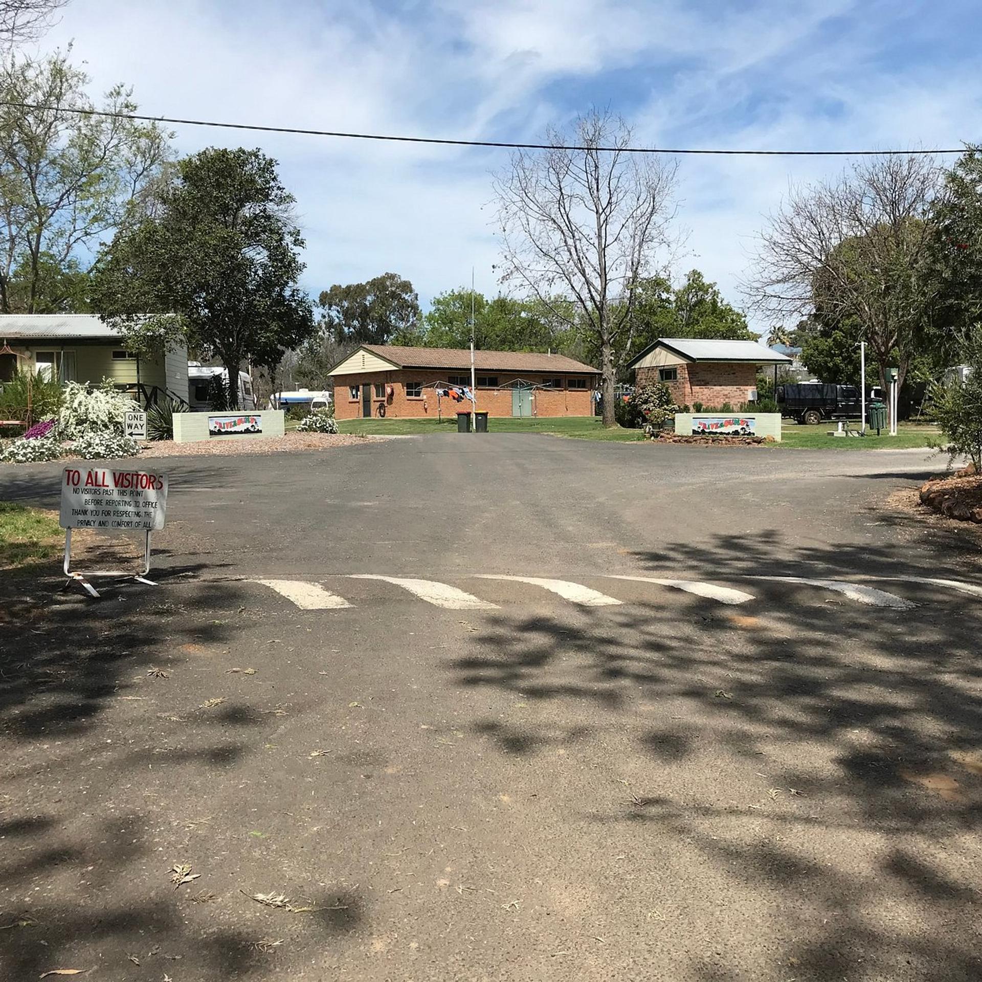 Rivergums Caravan Park