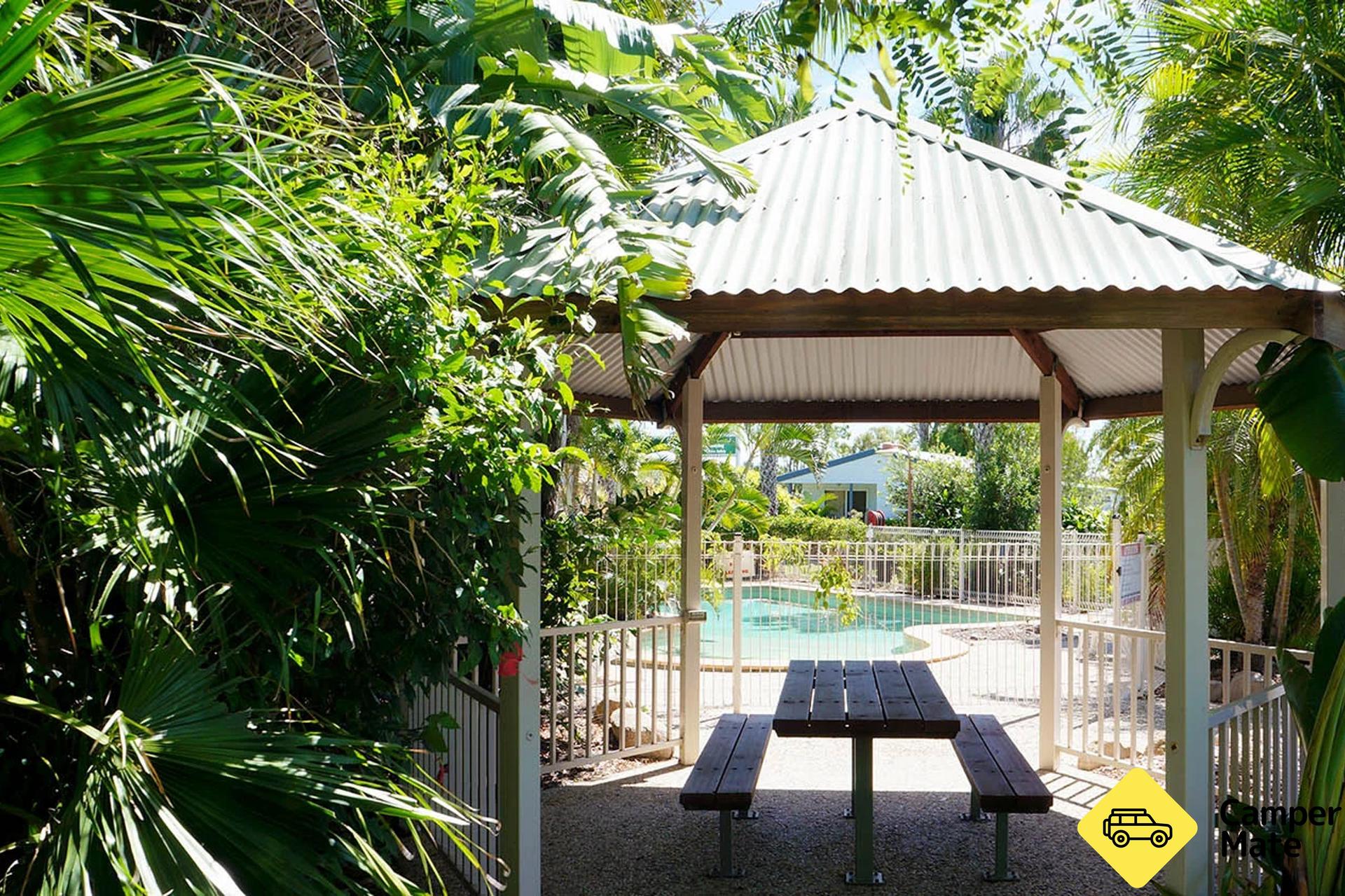 Kin Kora Village Caravan Park - 4