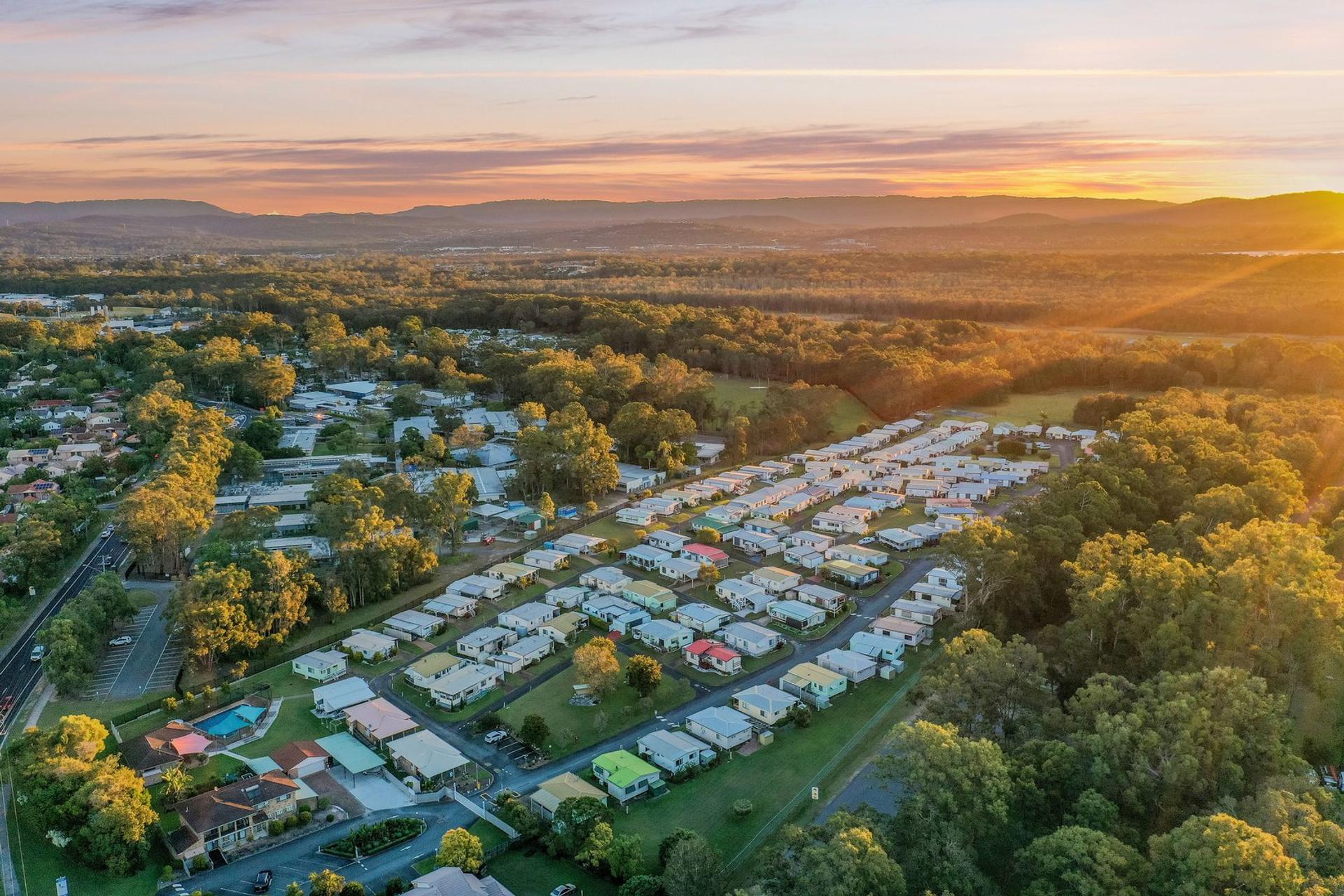 Pine Ridge Caravan Village - 2