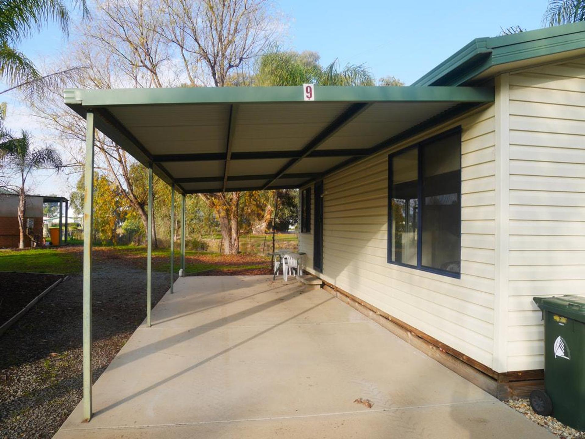 Oasis Caravan Park - 4