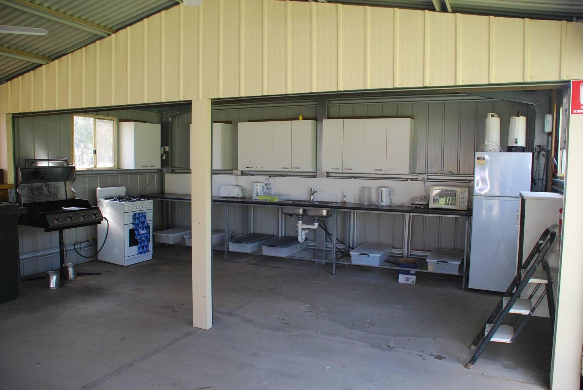 Quambatook Caravan Park - 3