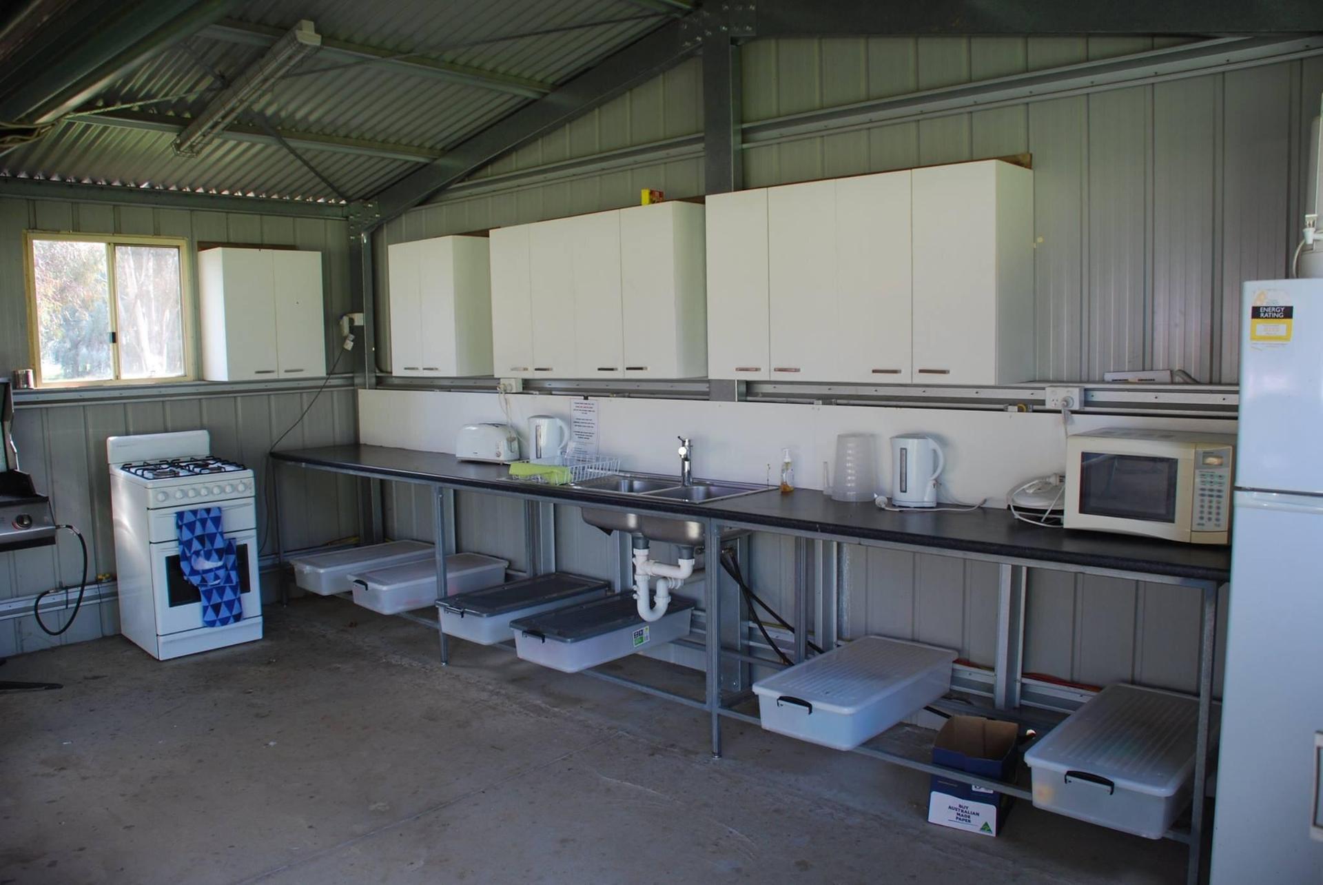 Quambatook Caravan Park - 2