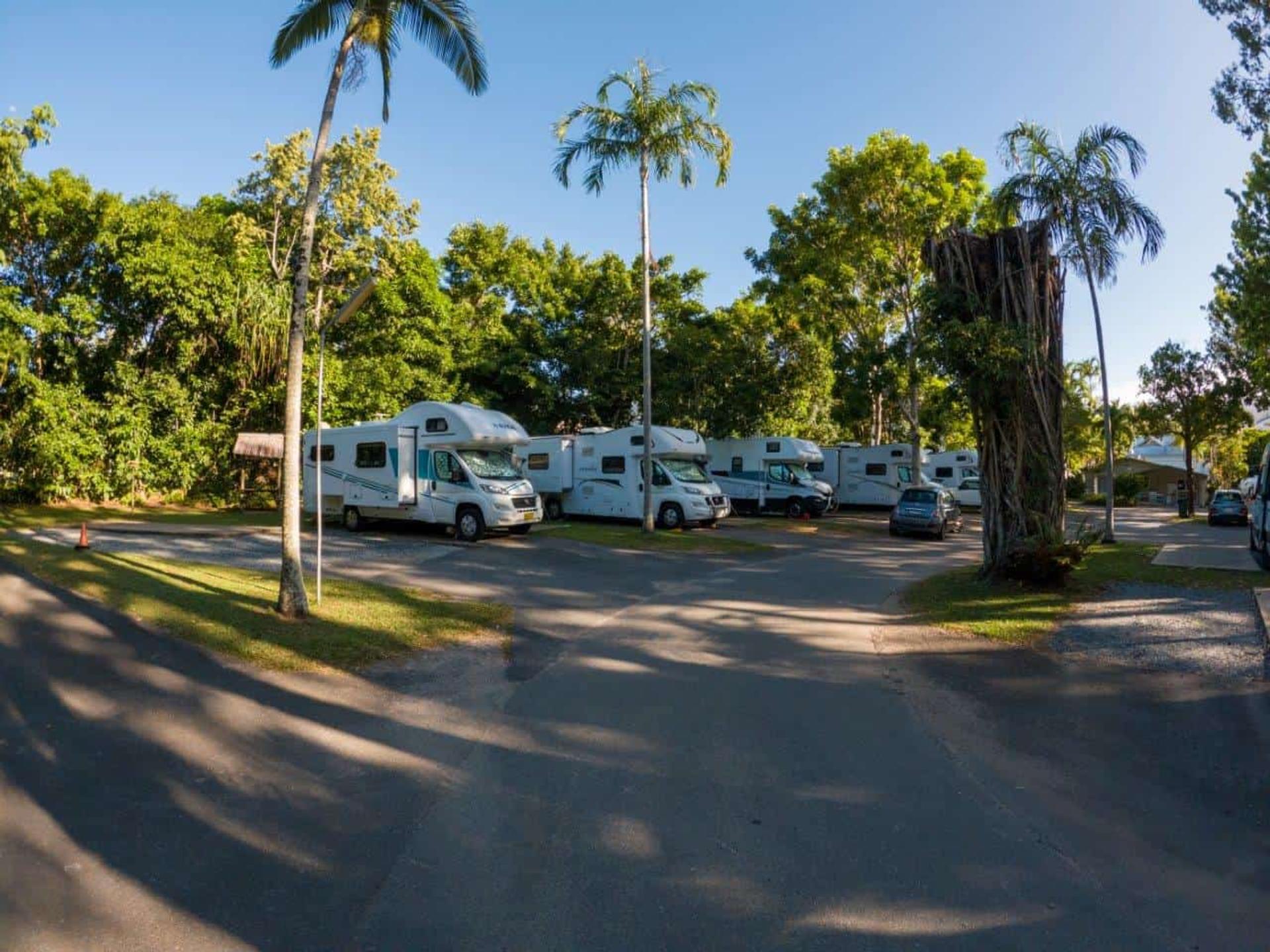 Tropic Breeze Caravan Park - 2
