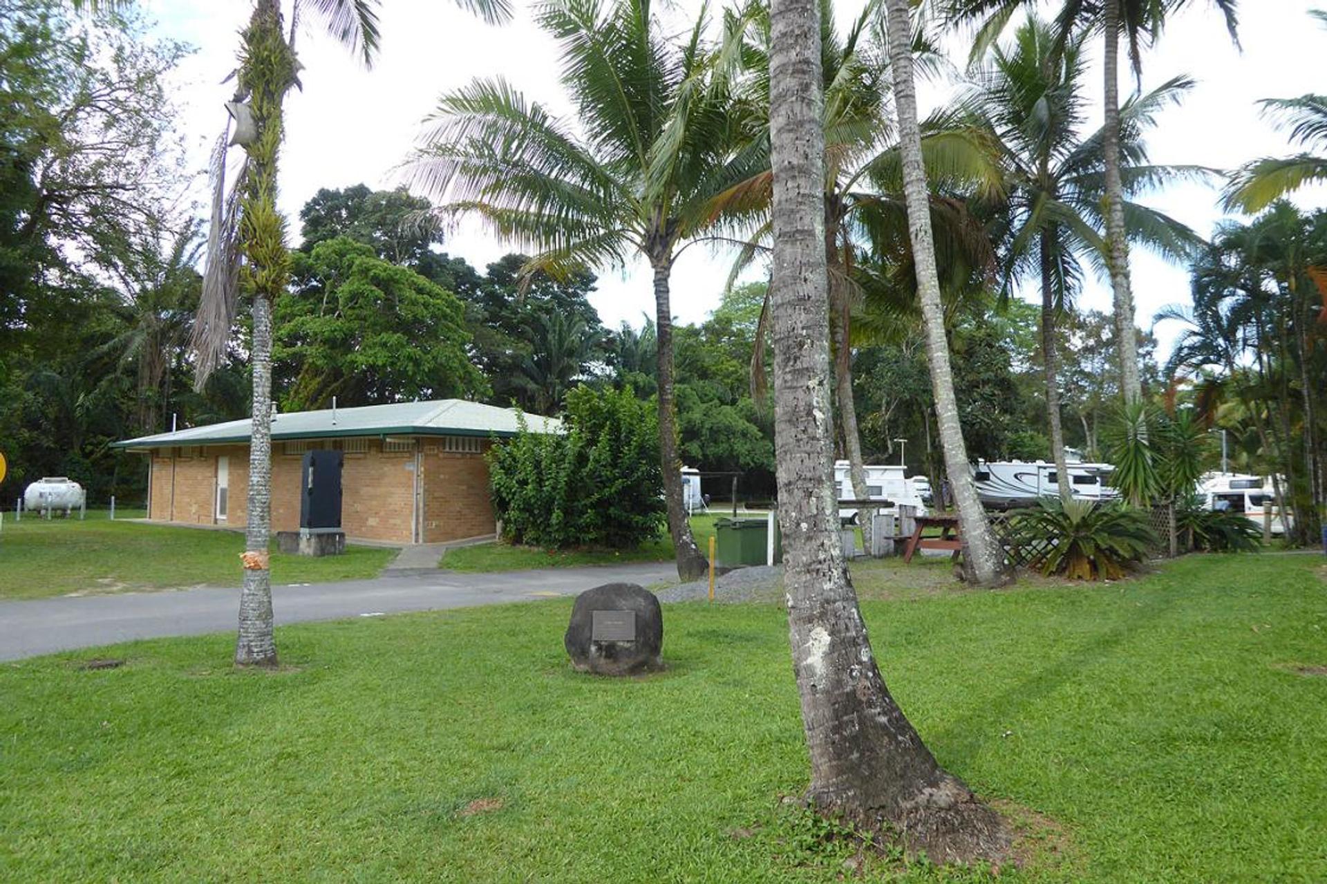 Mossman Pool and Caravan Park - 4