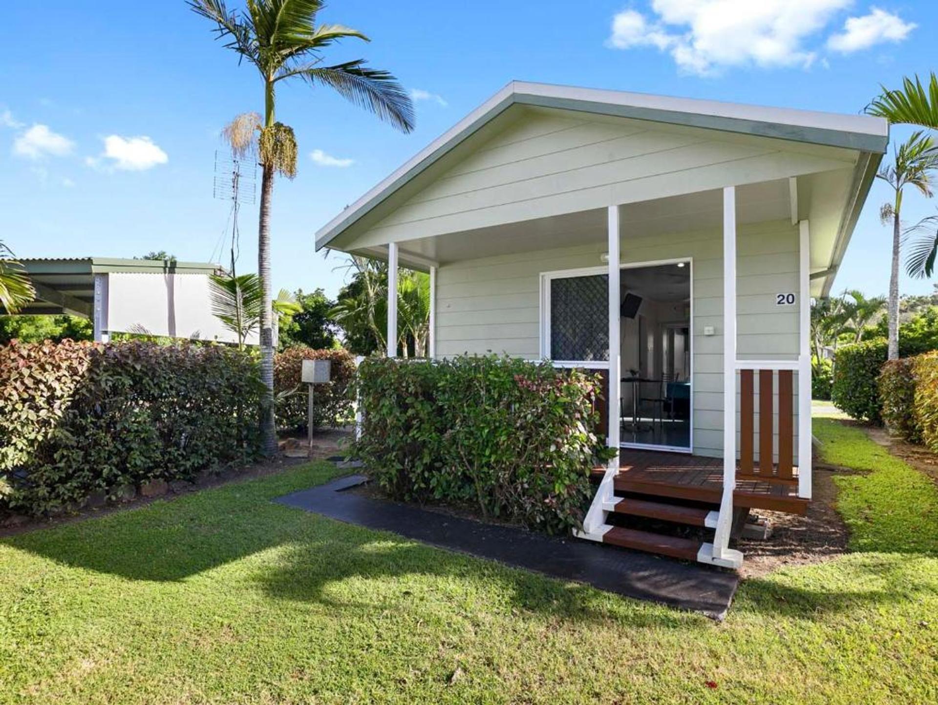 Queens Beach Tourist Village - 2