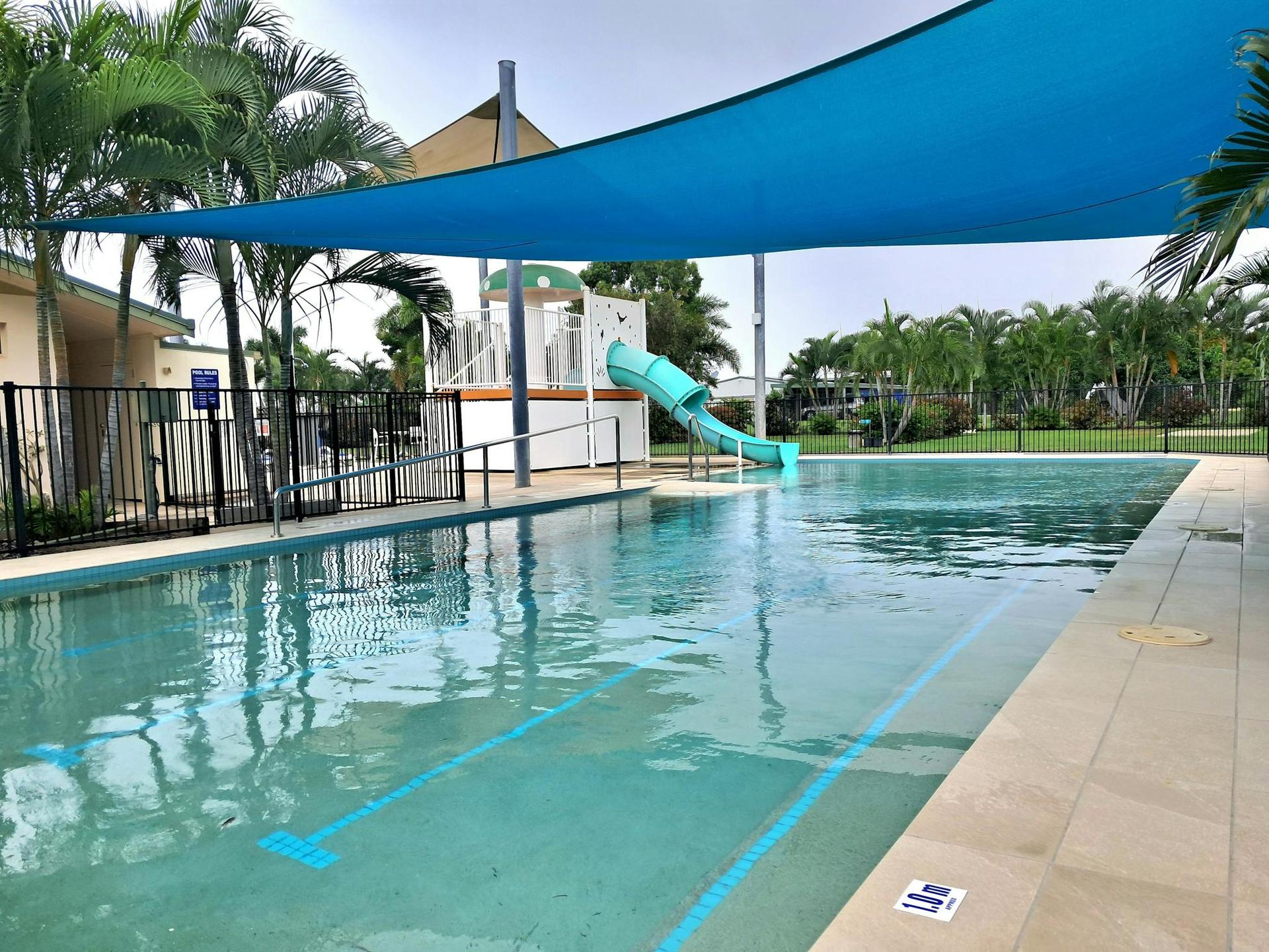 Queens Beach Tourist Village - 4