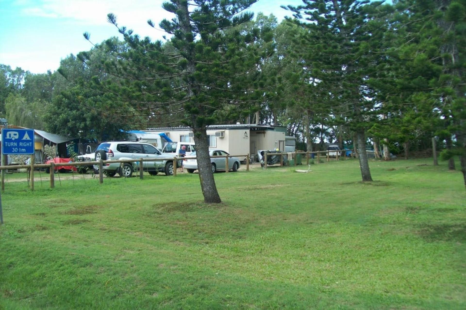 Armstrong Beach Caravan Park - 2