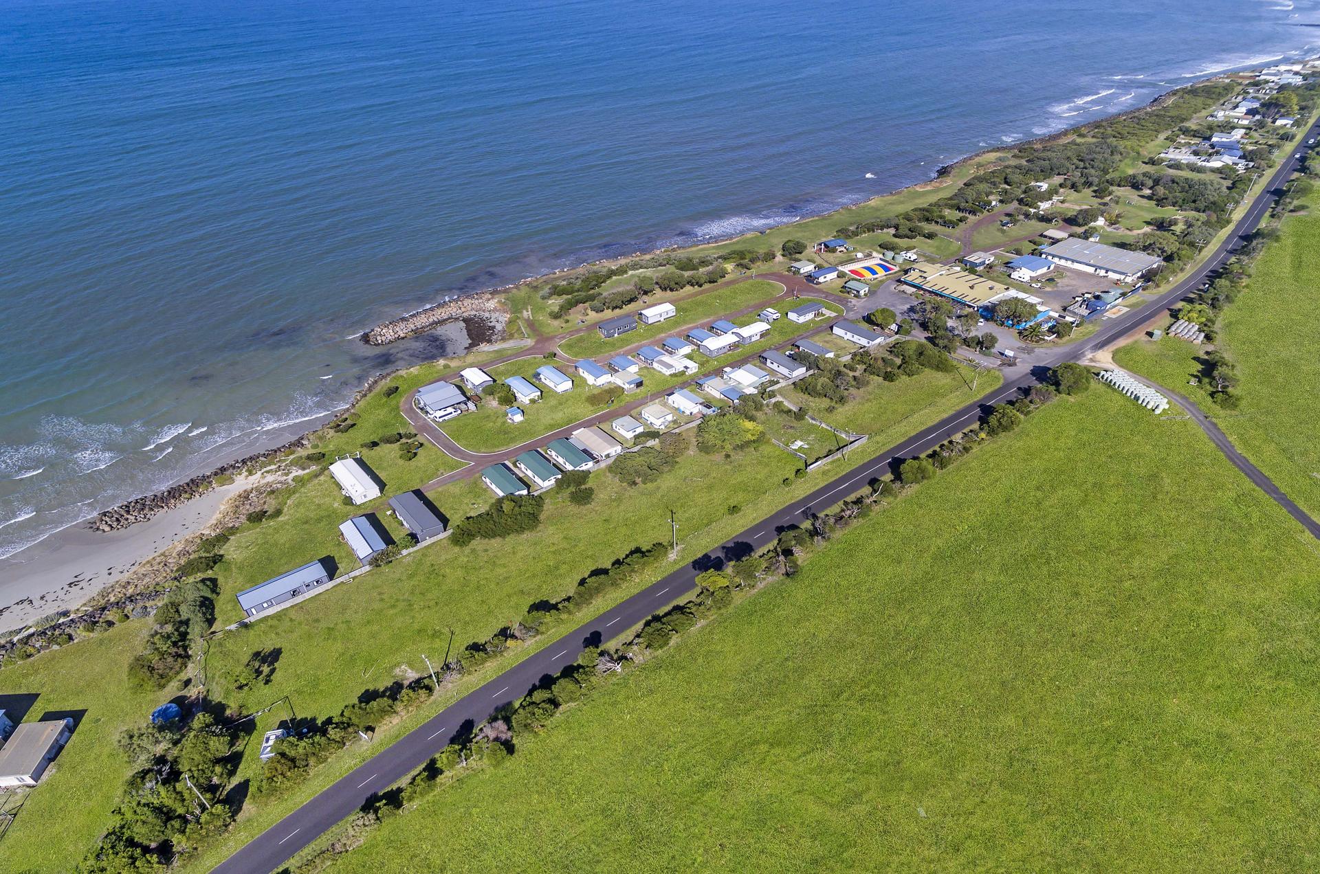 Dutton Way Caravan Park - 1