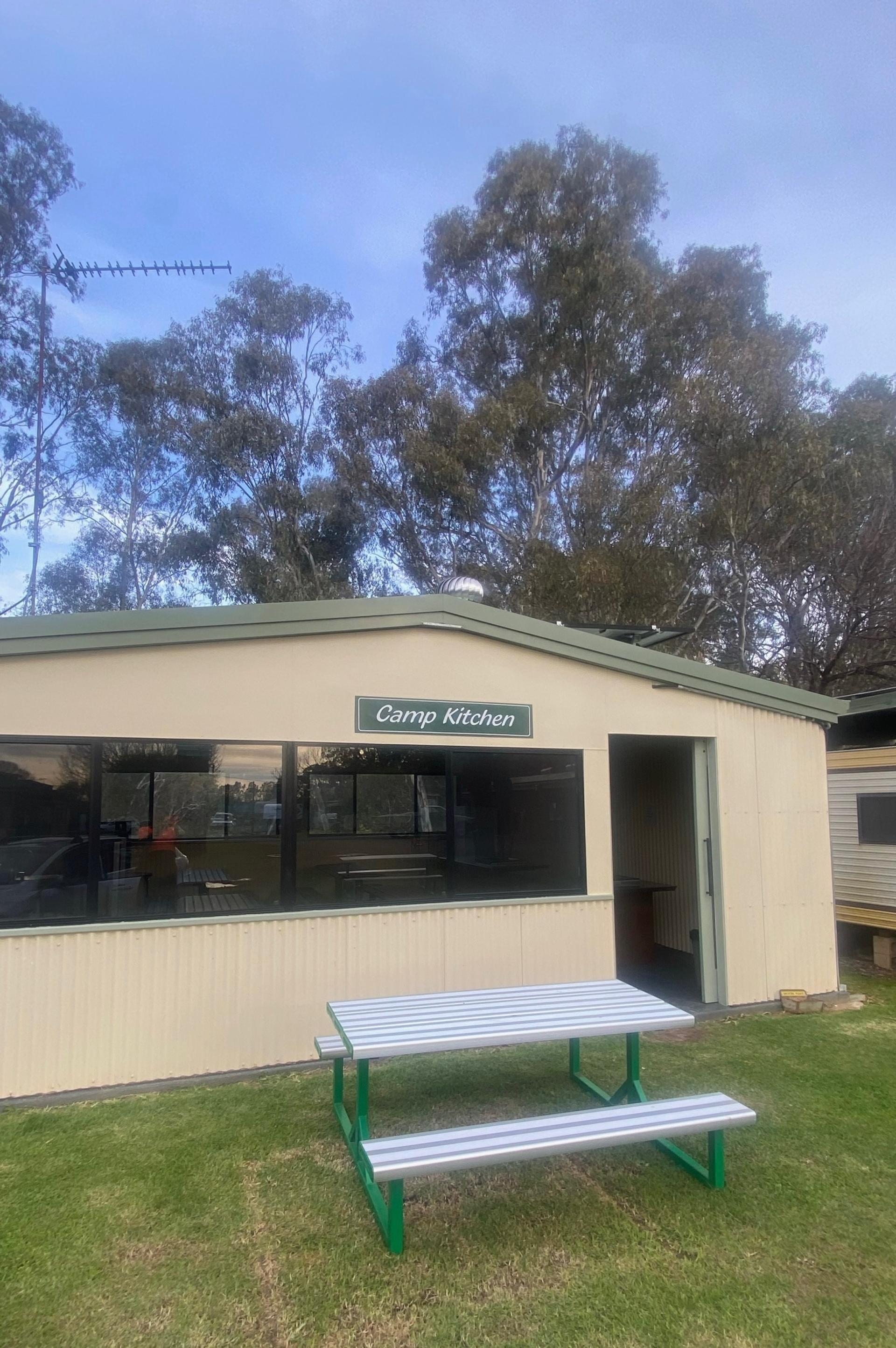 Murchison Caravan Park - 4
