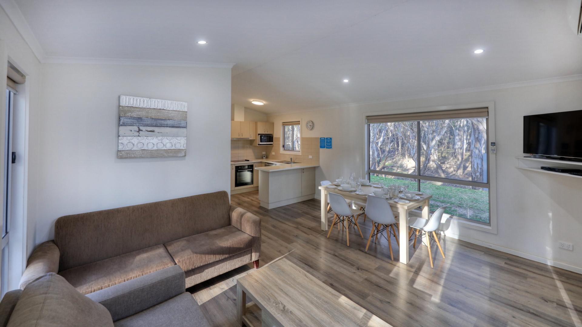 Park Lane Deniliquin Holiday Park - Image 5