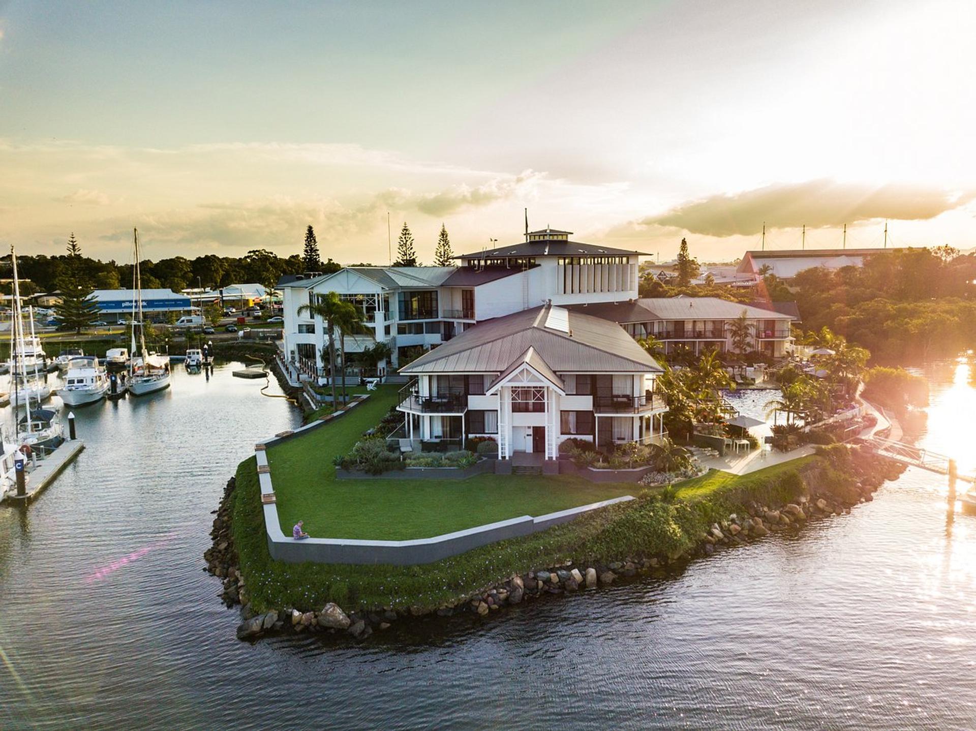 Riverside Resort @ Port - 4