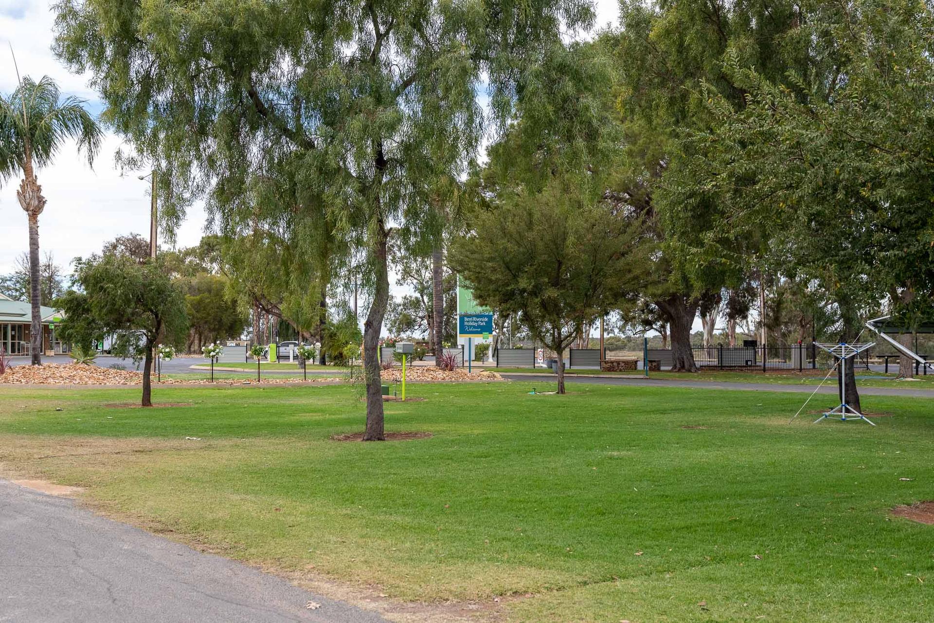 Blanchetown Riverside Holiday Park - Image 2