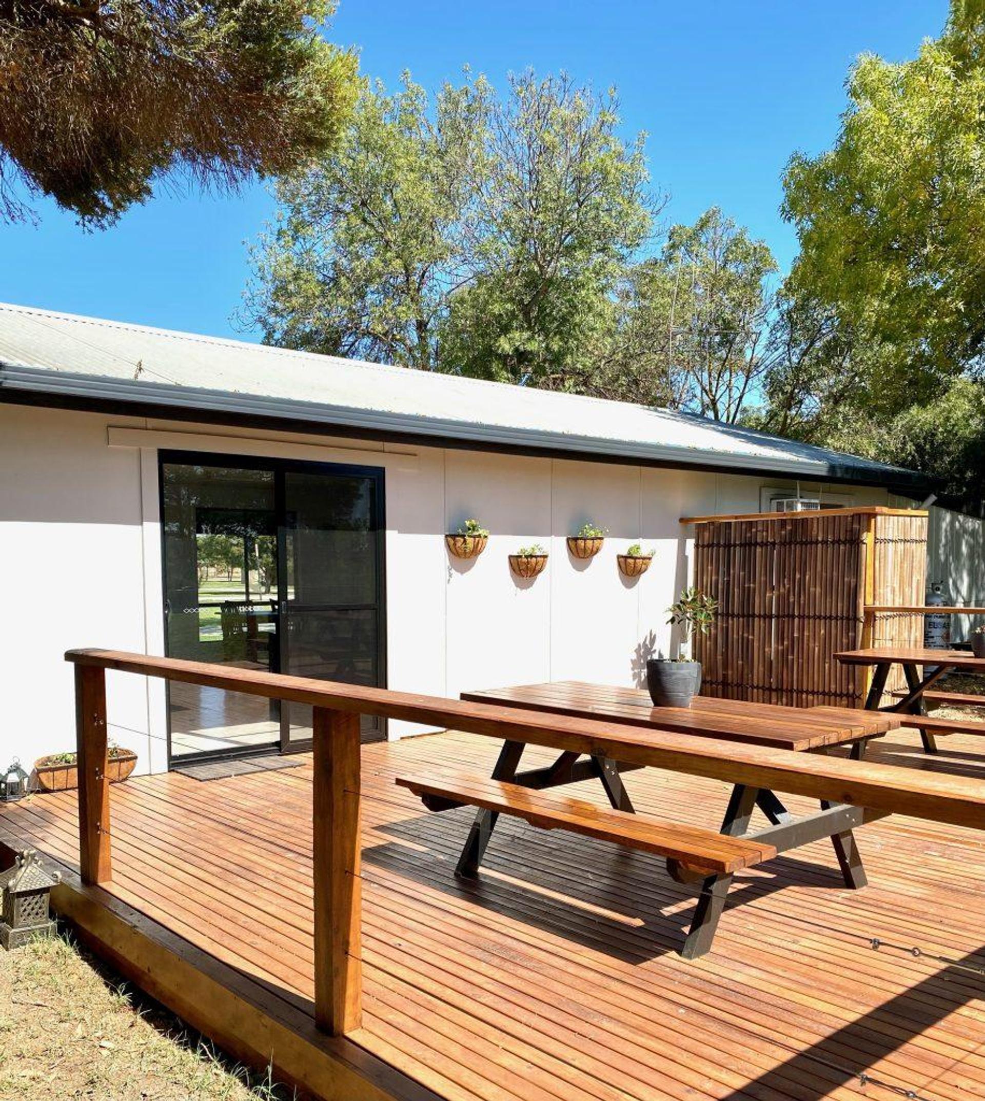 Kerang Holiday Park - 1