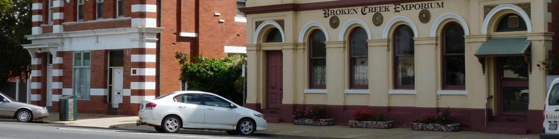 Riverbank Caravan Park - 1