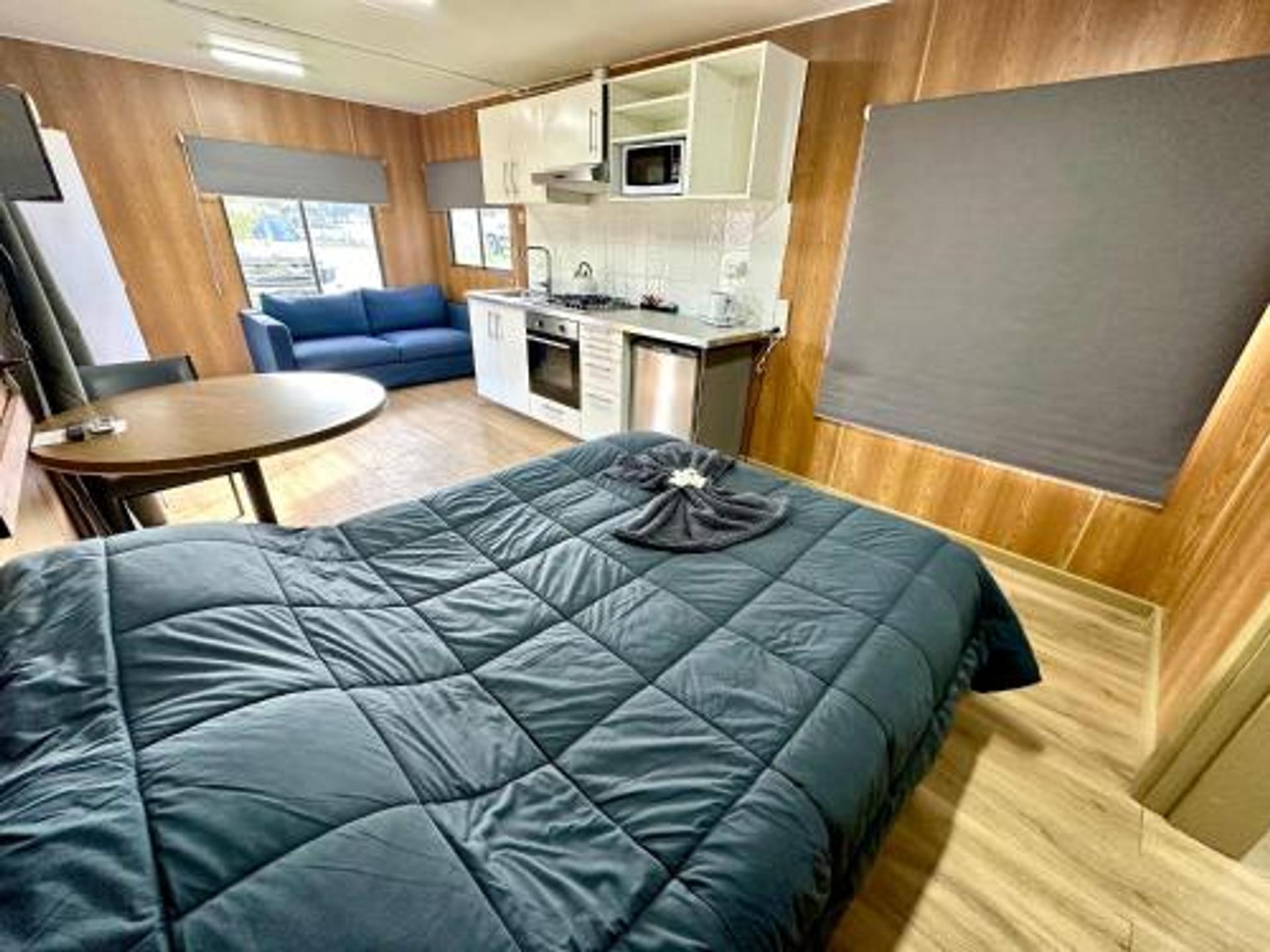 Corryong Caravan Park - Image 6