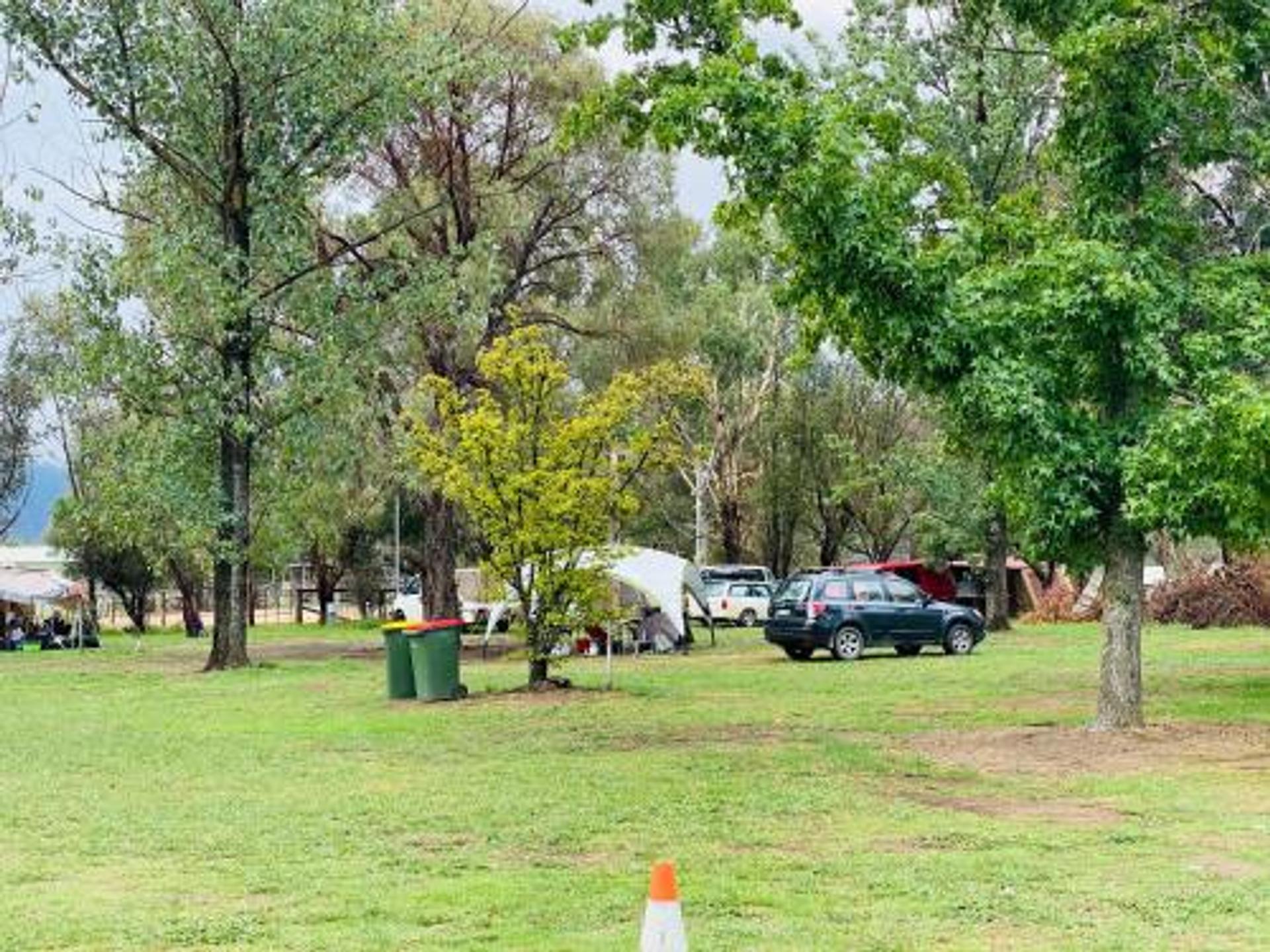 Corryong Caravan Park - 4