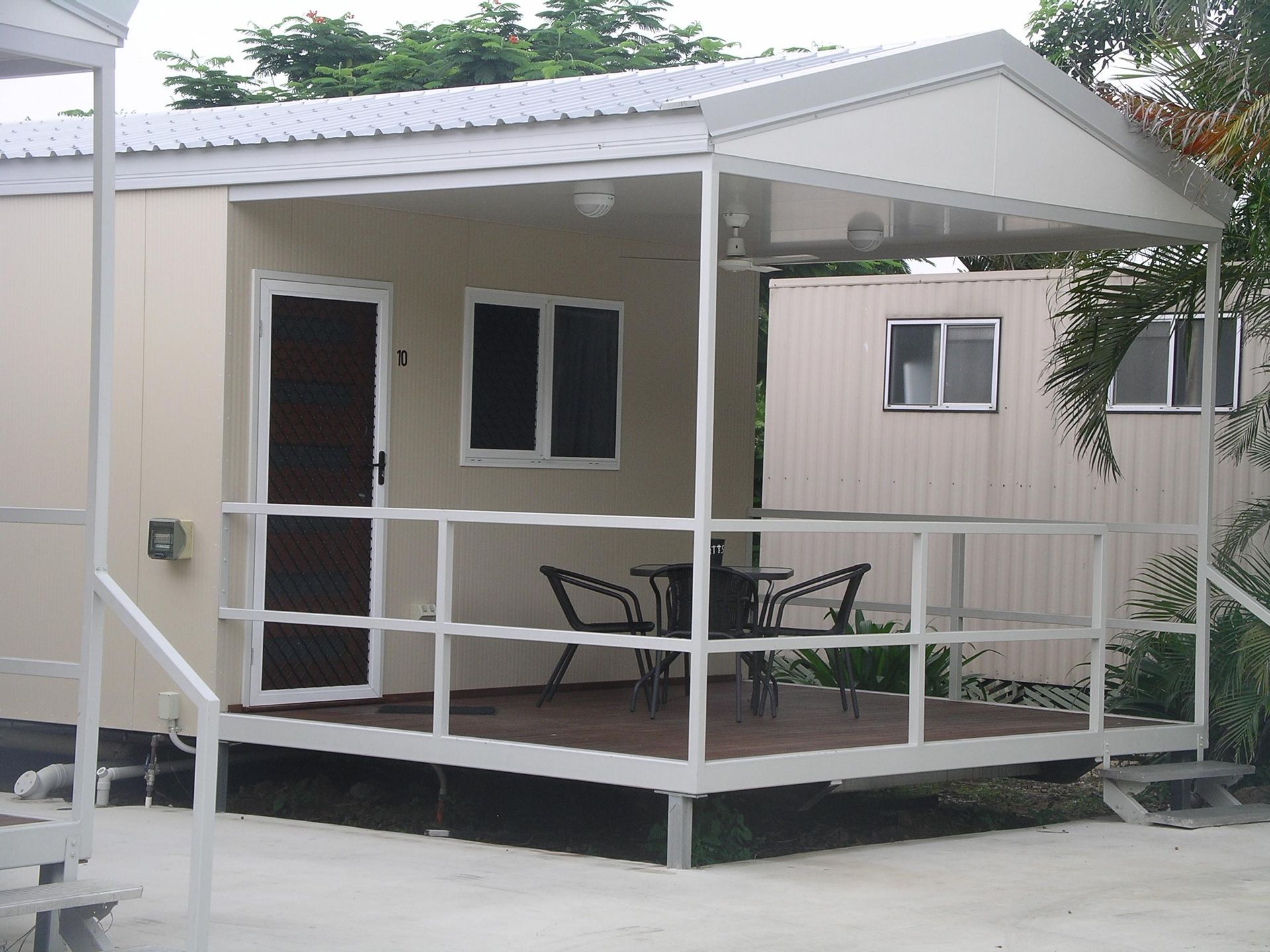 Superior One Bedroom Cabin - 1