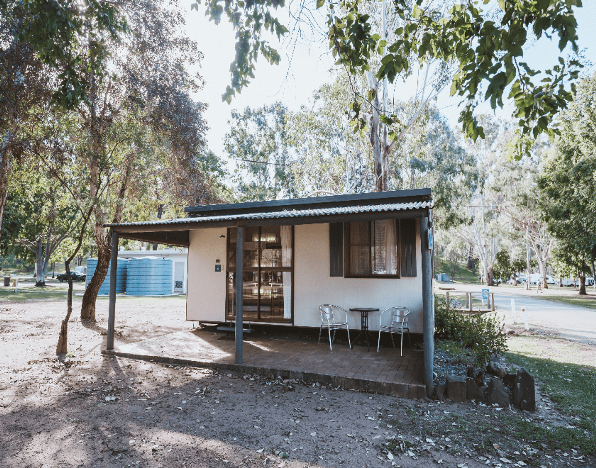 Budget Studio Cabin - Sleeps 4 - 1