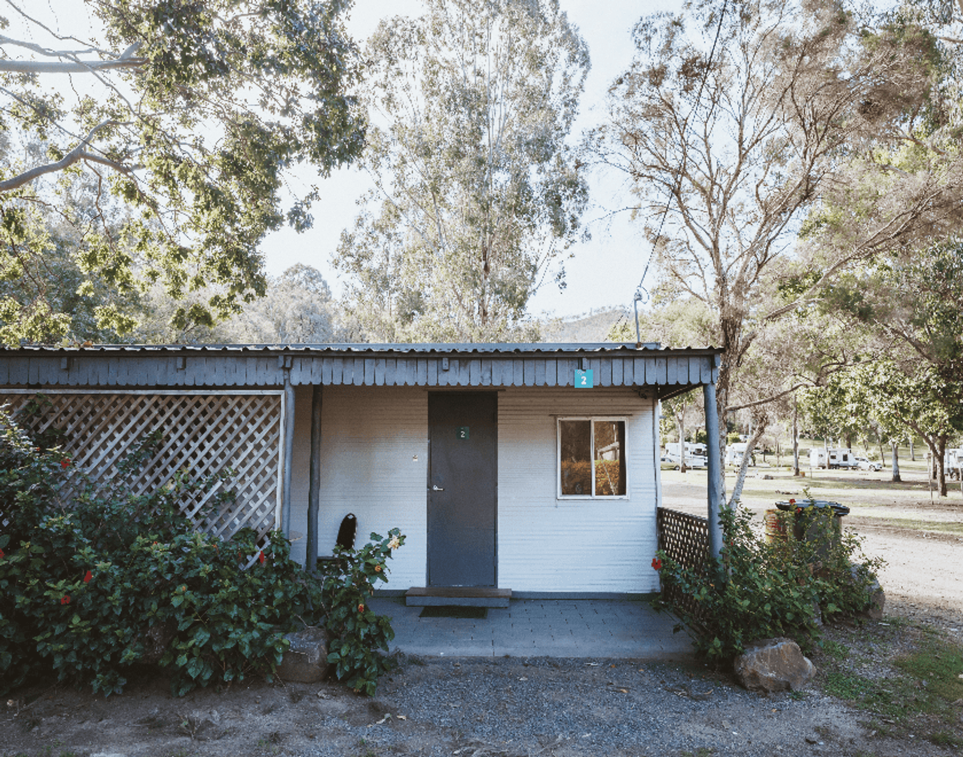 Economy Studio Cabin - Sleeps 4 - 1