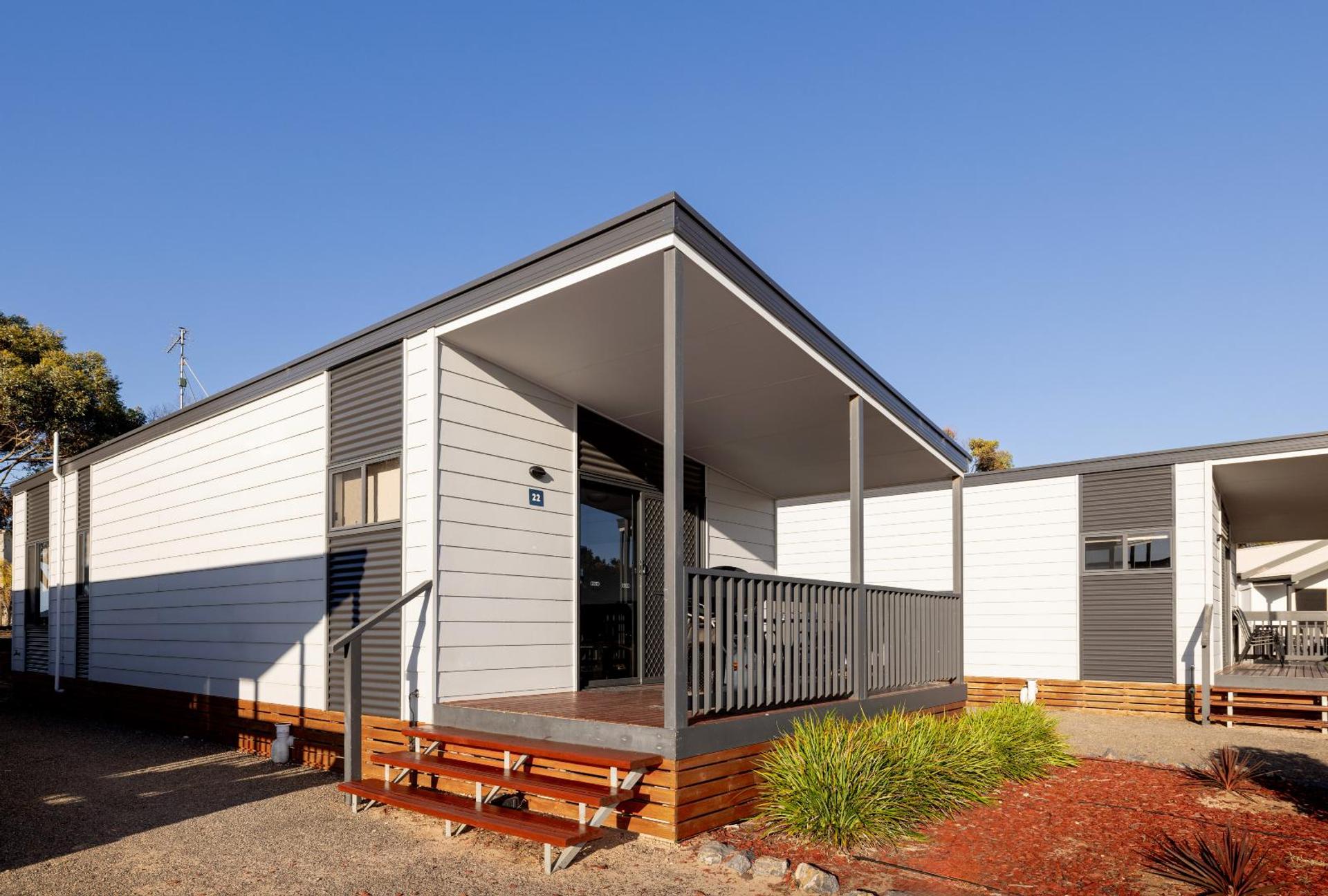 3 Bedroom Deluxe Family Cabin - Sleeps 8 - 1