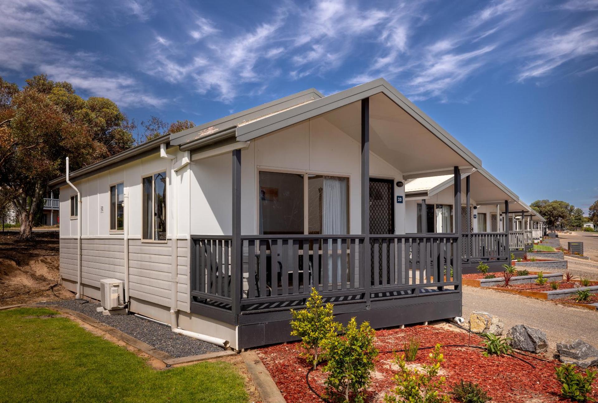 2 Bedroom Standard Cabin - Sleeps 4 - 1