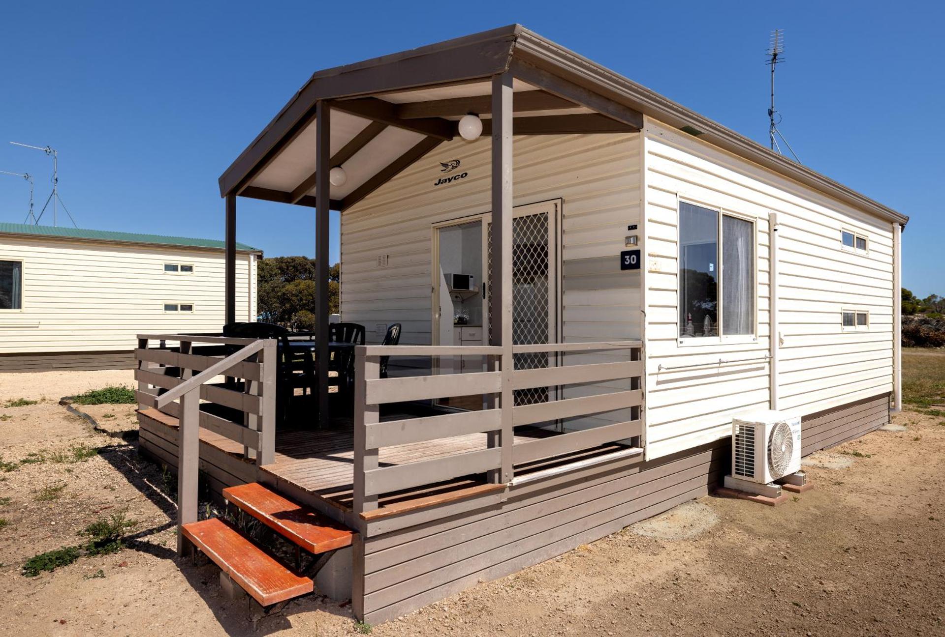 2 Bedroom Economy Cabin - Sleeps 6 - 1