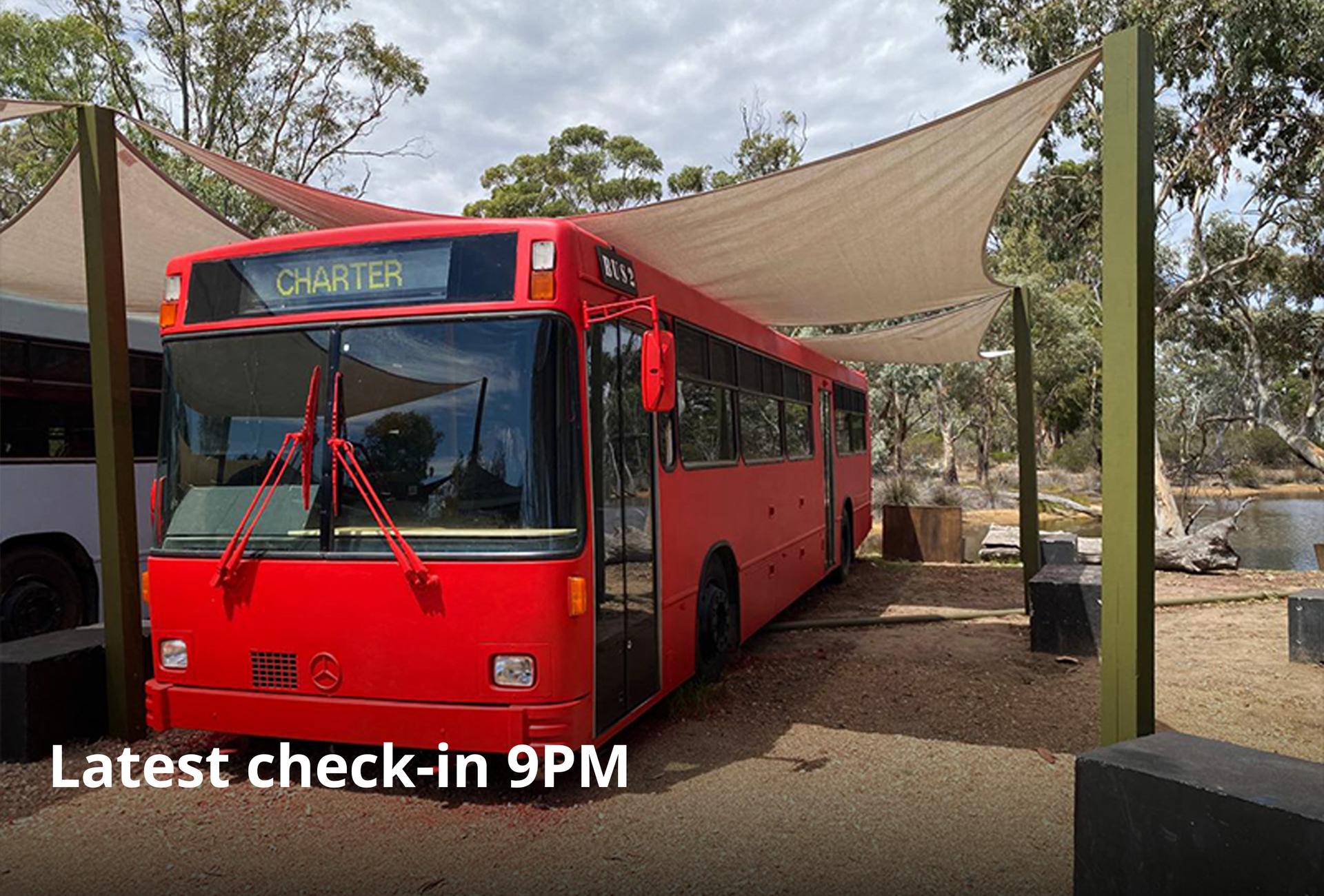 Bus 2Br, 1xQueen, 4xBunk, 1xEnsuite - 1