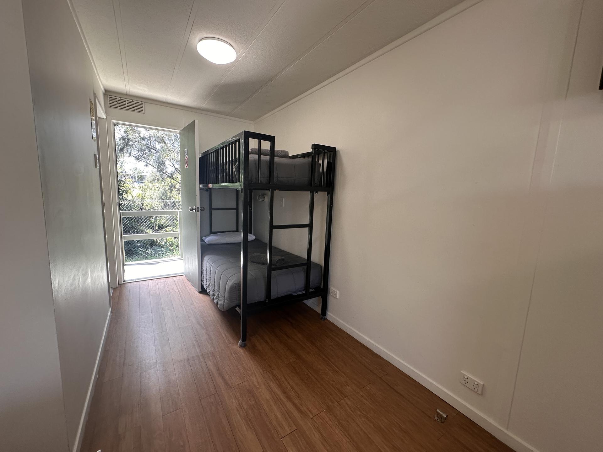 Motel  Budget Cabin - Image 3