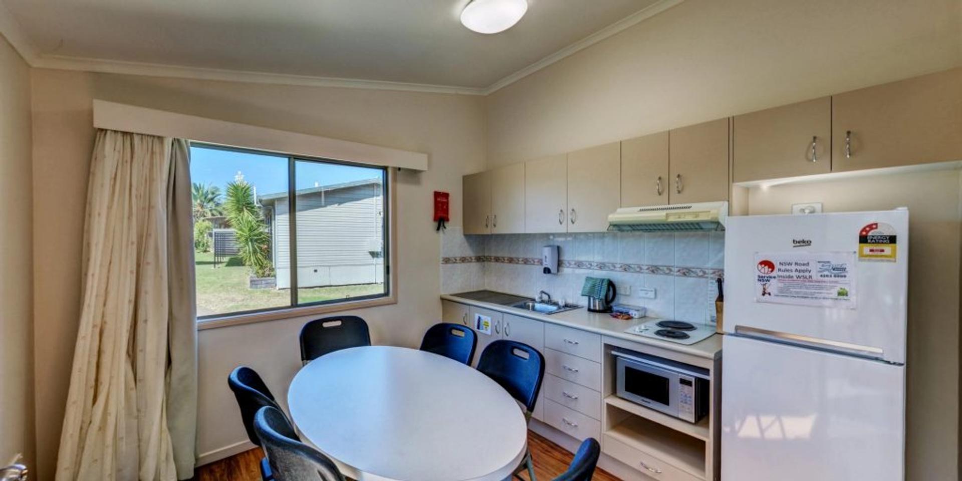 Bungalow - Image 6