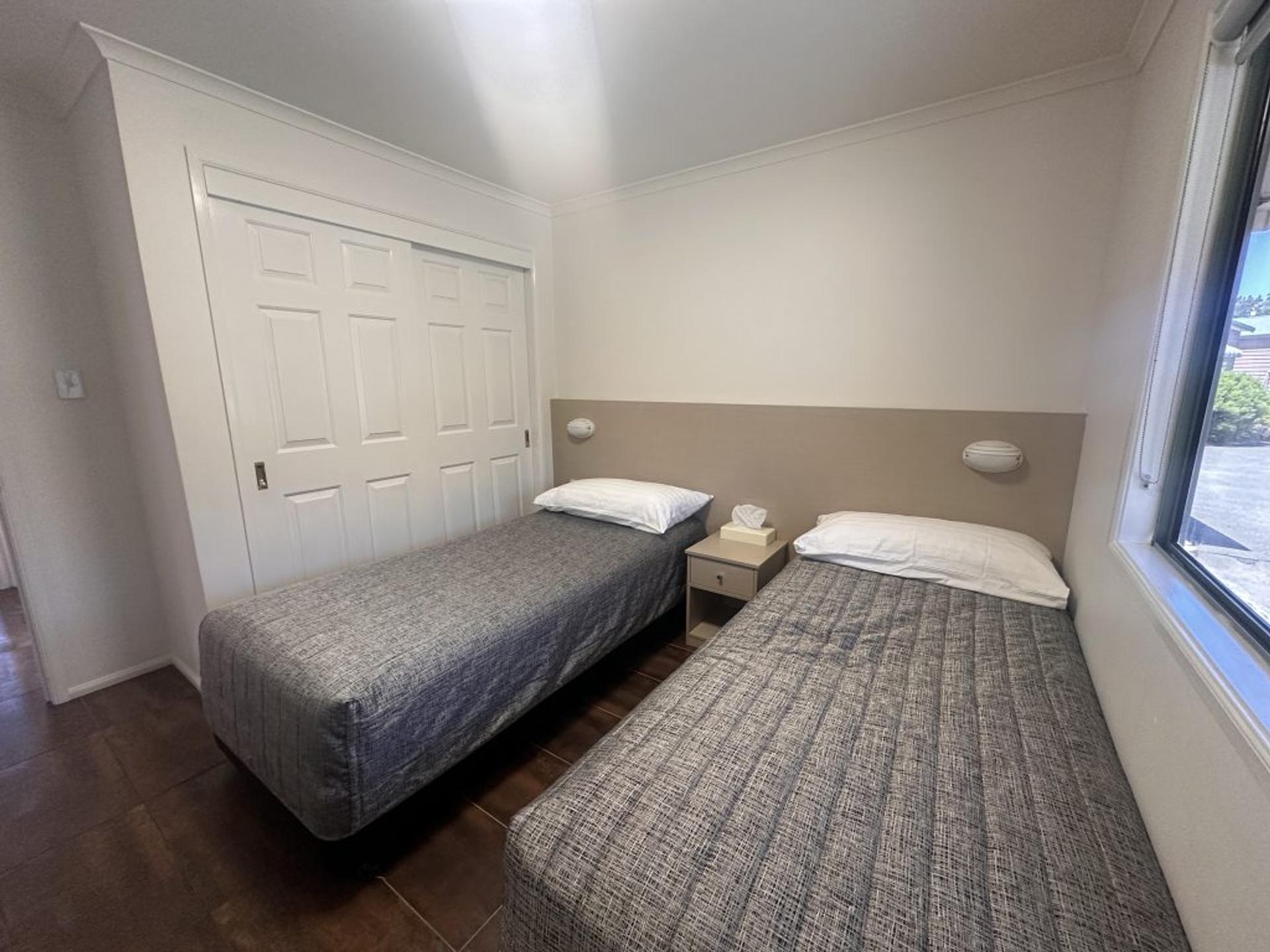 Bungalow - Image 3